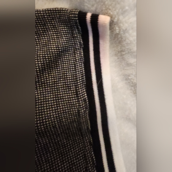 Embroidered Maryland Terrapins collared shirt- Starter Medium - Picture 4 of 7